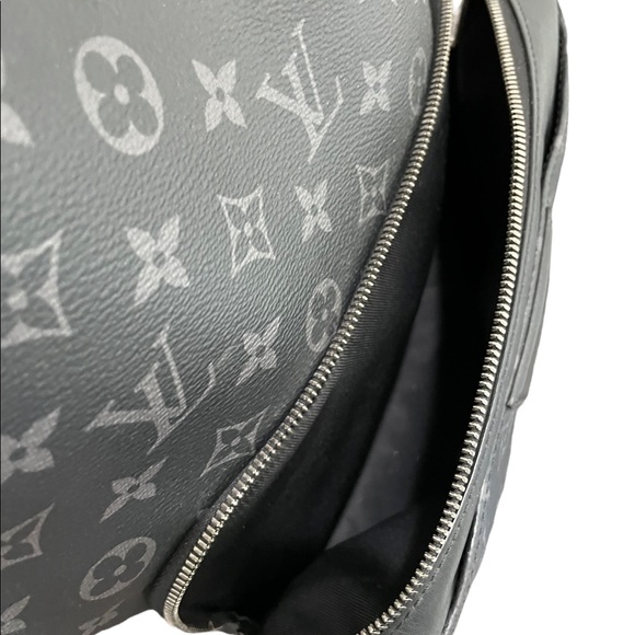 Slightly used Louis Vuitton backpack. - Picture 9 of 12